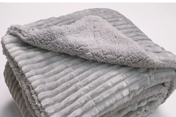 Plaid Agnellato Livigno 130x160 Avorio Sabbia Grigio Rosa - immagine 2