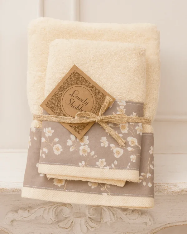 Set Asciugamani Bagno in Spugna 1+1 | Lovely Shabby Sakura - immagine 3